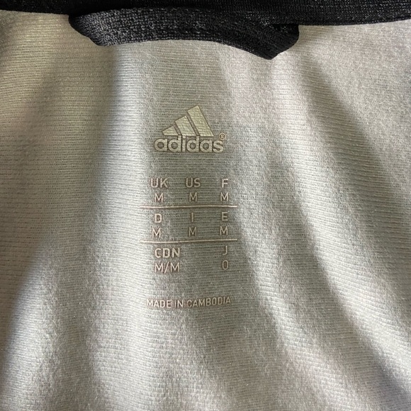 Adidas Essentials Camo Tricot Track
Jacket Medium - Picture 6 of 9